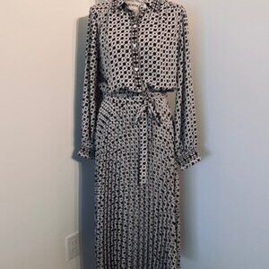 MAX STUDIO LONDON - Long Sleeve Pleated & Belted shirtdress - Ladie's Size M